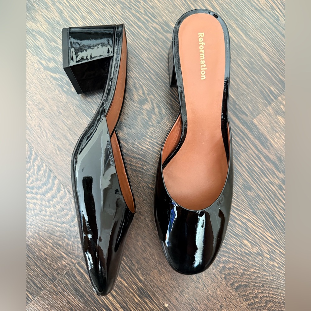 Reformation Black Patent Leather Heels - Picture 3 of 9